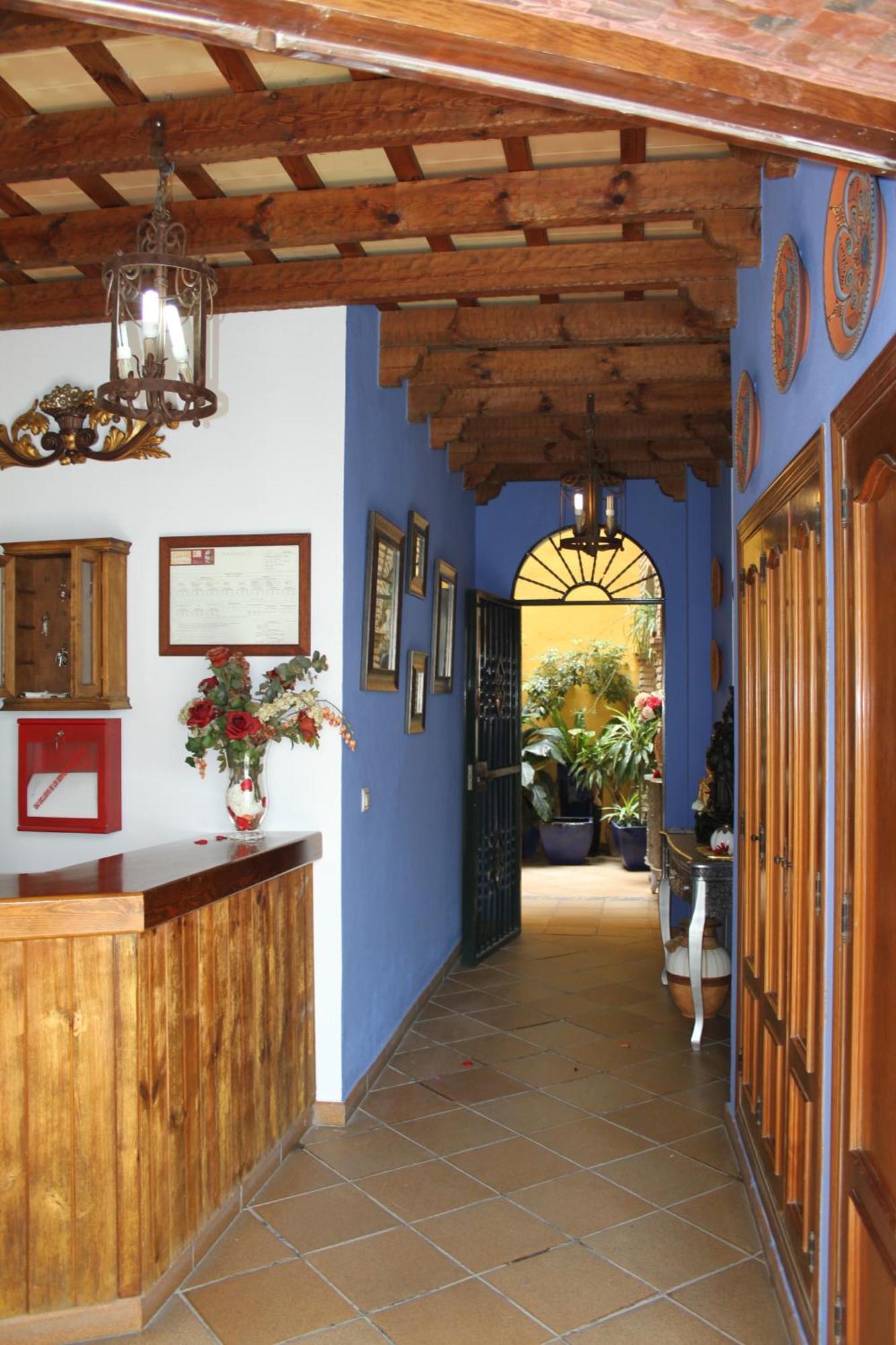 קוניל דה לה פרונטרה Hostal Lojo מראה חיצוני תמונה
